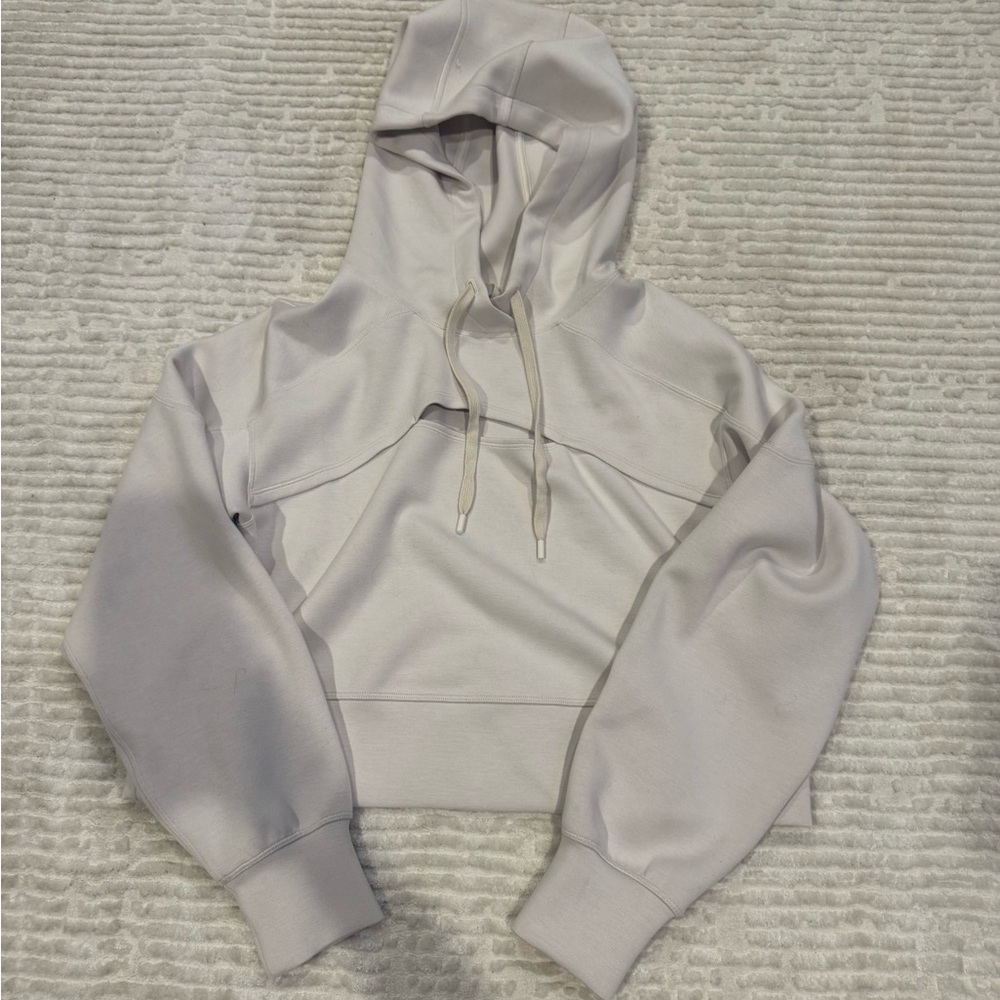 Lululemon get centered cropped Cream Hoodie